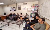 نشست مسولین هیئات مذهبی و برخی فعالان اجتماعی فامنین بامدیر بیمارستان امام حسن (ع) فامنین